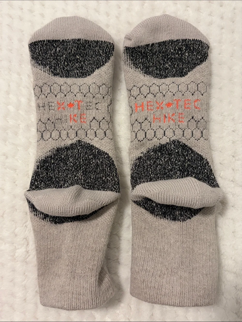 NWOT Bombas Hiking Quarter Socks, 1 Pair Light Gray - Medium